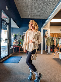 Cream Ruffle Top (S-M-L)